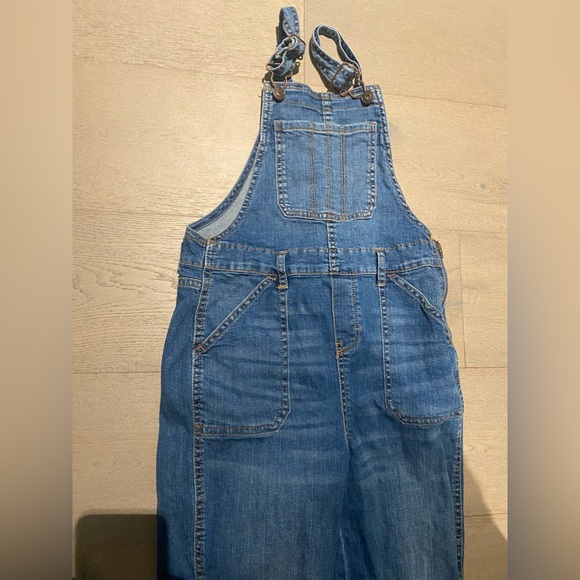 Jumper for girls size 10-12 - Picture 2 of 2